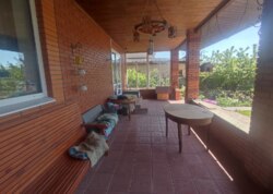 ������ 2 ����������� ������� � ������� �� 10 �����, 250 ��. �, 5 ����� ���� 33