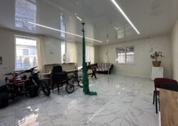 ������ 2 ����������� ������� � ������� �� 4 ����� ���� 65