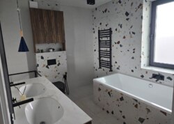 ������ 2 ����������� ������� � �������� � ������� �� 1000 ����� ���� 30