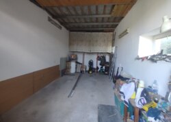 ������ 2 ����������� ������� � ������� �� 10 �����, 250 ��. �, 5 ����� ���� 9