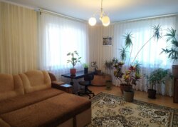 Продаж 1 поверхового будинку з верандою і ділянкою на 10 соток, 156 кв. м, 4 кімнати, на вул. Євгена Чикаленка фото 58 Продаж 1 поверхового будинку з верандою і ділянкою на 10 соток, 156 кв. м, 4 кімнати, на вул. Євгена Чикаленка фото 58