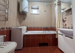 Продаж 2 поверхового будинку з ділянкою на 2 сотки фото 21 Продаж 2 поверхового будинку з ділянкою на 2 сотки фото 21