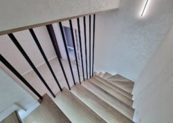 ������ 2 ����������� ��������� � ������� �� 1 ����� ���� 9