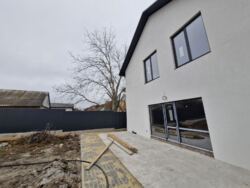 Продаж сучасного будинку у Шкуринцях фото 4 Продаж сучасного будинку у Шкуринцях фото 4