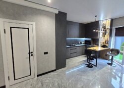 ������ 2 ����������� ��������� � ������� �� 1.5 ����� ���� 10