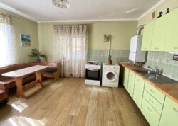 Продаж 2 поверхового будинку з ділянкою на 7.86 сотки фото 22 Продаж 2 поверхового будинку з ділянкою на 7.86 сотки фото 22