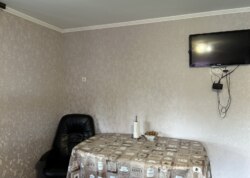  2      10 , 178 . , 5 ,  .   18  7