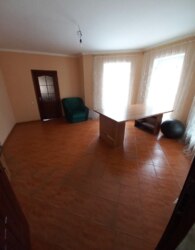 ������ 2 ����������� ������� � ������� �� 6 �����, 213.2 �� ���� 13