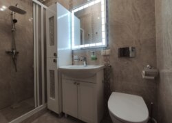 Продаж 2 поверхового будинку з ділянкою на 12 соток фото 27 Продаж 2 поверхового будинку з ділянкою на 12 соток фото 27