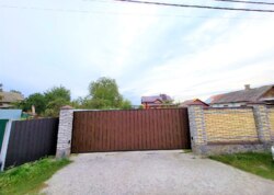Продається унікальний дім на 25 сотках землі з власним підвалом, гаражем та сауною. фото 22 Продається унікальний дім на 25 сотках землі з власним підвалом, гаражем та сауною. фото 22