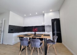 ������ 2 ����������� ������� � ������� �� 5 ����� ���� 30