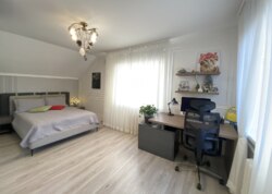 ������ 2 ����������� ������� � ��������� � ������� �� 4 ����� ���� 6