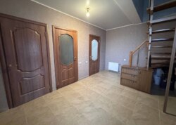 Продаж 2 поверхового будинку з ділянкою на 2 сотки фото 17 Продаж 2 поверхового будинку з ділянкою на 2 сотки фото 17