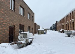 ������ 2 ����������� �������� � ������� �� 3 ����� ���� 10