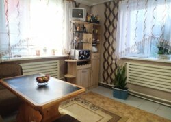 Продаж 1 поверхового будинку з верандою і ділянкою на 10 соток, 156 кв. м, 4 кімнати, на вул. Євгена Чикаленка фото 27 Продаж 1 поверхового будинку з верандою і ділянкою на 10 соток, 156 кв. м, 4 кімнати, на вул. Євгена Чикаленка фото 27