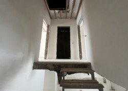 ������ 2 ����������� ��������� � ������� �� 1.5 ����� ���� 9