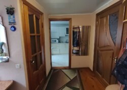 ������ 2 ����������� ������� � ������� �� 6 �����, 150 ��. �, 6 ����� ���� 32