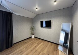 ������ 2 ����������� ��������� � ������� �� 1.5 ����� ���� 18