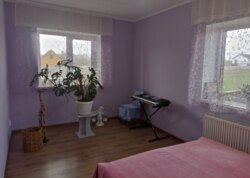 ������ 2 ����������� ������� � ������� � ������� �� 18 ����� ���� 12