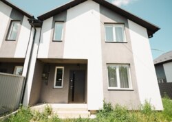 ������ 2 ����������� �������� � ������� �� 2.5 ����� ���� 43