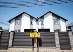 ������ 2 ����������� �������� � ������� �� 2.5 ����� ���� 37