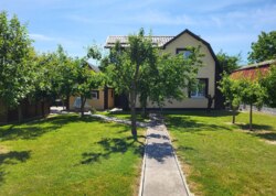 ������ 2 ����������� ������� ������ � ������� �� 10 ����� ���� 20