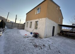 ������ 2 ����������� ������� � ������� �� 4 ����� ���� 3