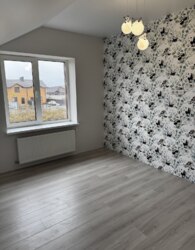 Продаж 2 поверхового будинку з верандою і ділянкою на 3 сотки фото 12 Продаж 2 поверхового будинку з верандою і ділянкою на 3 сотки фото 12