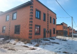 ������ 2 ����������� �������� � ������� �� 1 ����� ���� 7