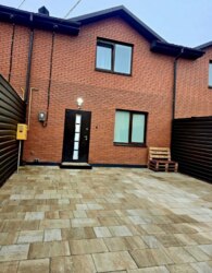 ������ 2 ����������� ��������� � ������� �� 1.5 ����� ���� 1