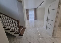 ������ 2 ����������� �������� � ������� �� 3 ����� ���� 2