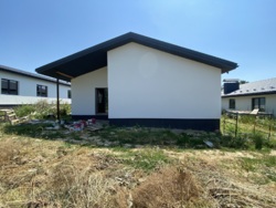 🏡        !  3
