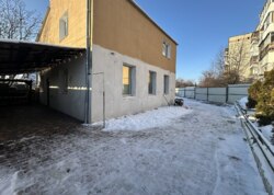 ������ 2 ����������� ������� � ������� �� 4 ����� ���� 2