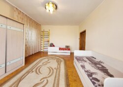 ������ 2 ����������� ������� � �������� � ������� �� 10 �����, 276 ��. �, 5 �����, �� ���. ���������� ���� 3