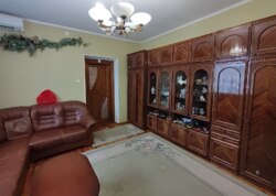 ������ 2 ����������� ������� � ������� �� 6 �����, 150 ��. �, 6 ����� ���� 45