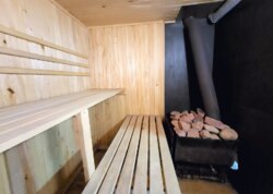 Продається унікальний дім на 25 сотках землі з власним підвалом, гаражем та сауною. фото 3 Продається унікальний дім на 25 сотках землі з власним підвалом, гаражем та сауною. фото 3
