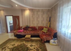 ������ 2 ����������� ������� � ������� �� 10 �����, 250 ��. �, 5 ����� ���� 7