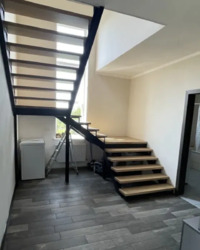 Двоповерховий будинок з підвалом, великою терасою та балконом.. фото 14 Двоповерховий будинок з підвалом, великою терасою та балконом.. фото 14