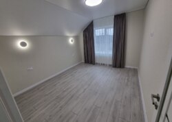 ������ 2 ����������� �������� � ������� �� 3 ����� ���� 8