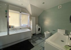 ������ 2 ����������� ��������� � ������� �� 2 ����� ���� 14