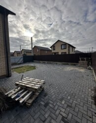  2        385 . .  33