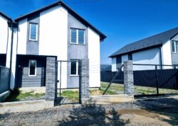 ������ 2 ����������� �������� � ������� �� 3 ����� ���� 44