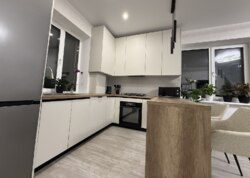 ������ 2 ����������� �������� � ������� �� 1.5 ����� ���� 2