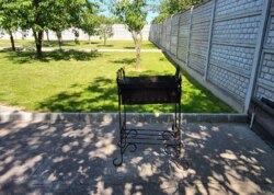 ������ 2 ����������� ������� ������ � ������� �� 10 ����� ���� 15