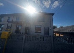 ������ 2 ����������� ��������� � ������� �� 1 ����� ���� 8