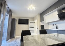 ������ 1 ����������� ������� � �������� � ������� �� 5 ����� ���� 12