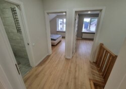 ������ 2 ����������� ������� � ������� �� 5 ����� ���� 20