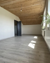 Двоповерховий будинок з підвалом, великою терасою та балконом.. фото 5 Двоповерховий будинок з підвалом, великою терасою та балконом.. фото 5