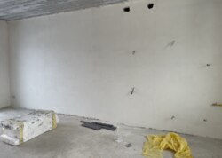 ������ 2 ����������� ��������� � ������� �� 1.5 ����� ���� 2