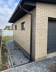  2        385 . .  25